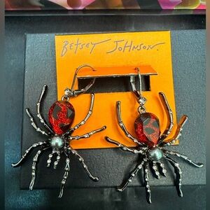 Betsy Johnson Spider Drop Earrings NWT​​